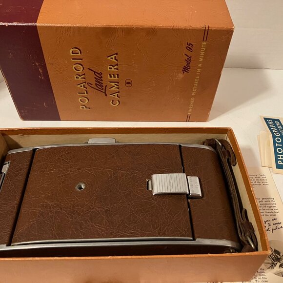POLAROID LAND CAMERA 95 - Picture 1 of 12